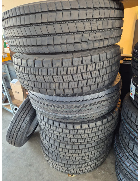 Michelin 235/75R 17.5 - Шина для Грузовиков: фото 1 Michelin 235/75R 17.5 - Шина для Грузовиков: фото 1