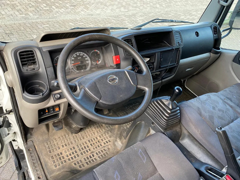 Nissan Cabstar .laadklep TL3513. - Фургон с закрытым кузовом: фото 5 Nissan Cabstar .laadklep TL3513. - Фургон с закрытым кузовом: фото 5