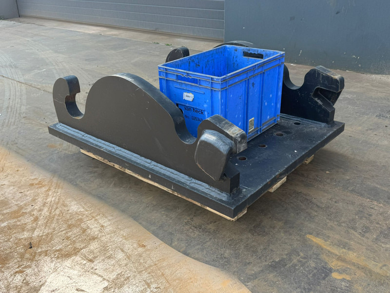 Caterpillar Caterpillar Plate CW70 - Сцепное устройство: фото 2 Caterpillar Caterpillar Plate CW70 - Сцепное устройство: фото 2