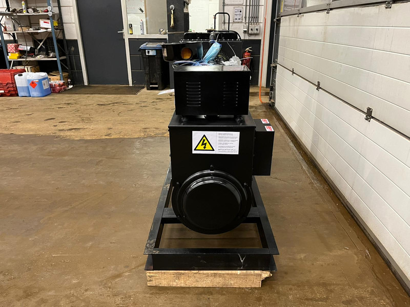 Giga power 37.5 kVA LT-W30GF open set - Электрогенератор: фото 4 Giga power 37.5 kVA LT-W30GF open set - Электрогенератор: фото 4