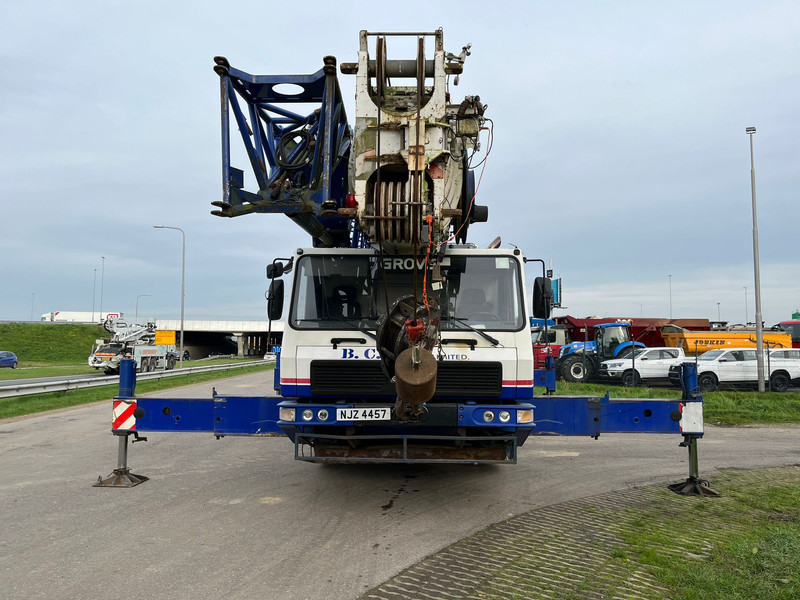 Мобильный кран Grove GMK4075: фото 15 Мобильный кран Grove GMK4075: фото 15