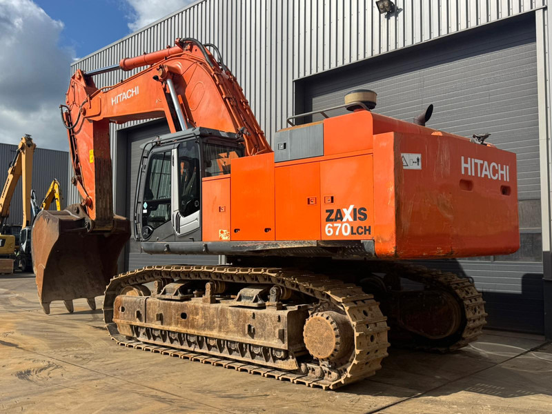 Hitachi ZX670LCH-3 - Гусеничный экскаватор: фото 3 Hitachi ZX670LCH-3 - Гусеничный экскаватор: фото 3
