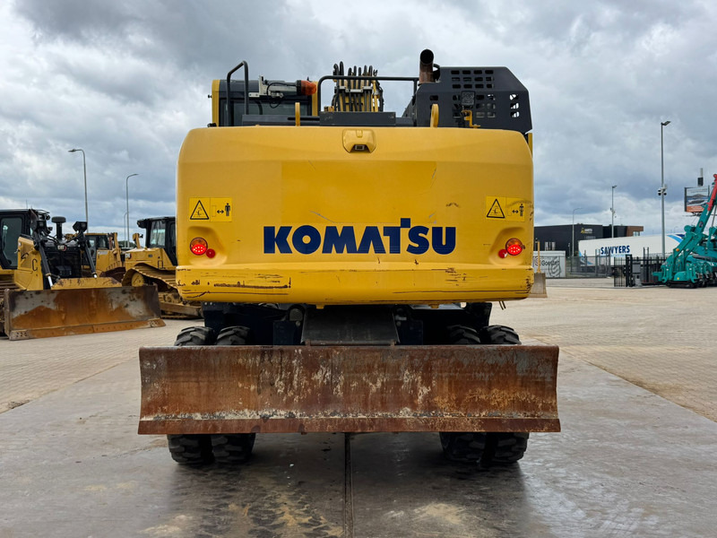 Komatsu PW180-11 - Колёсный экскаватор: фото 4 Komatsu PW180-11 - Колёсный экскаватор: фото 4