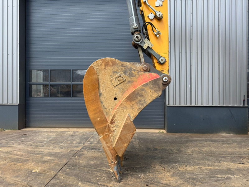 Гусеничный экскаватор Liebherr R945 S-HD (R944 / R946 / R950): фото 8