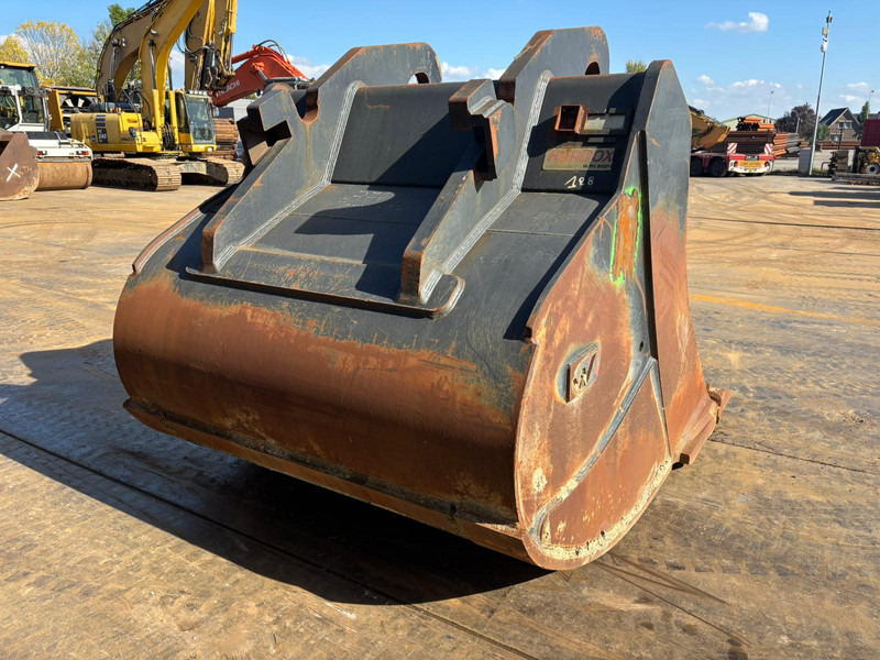 Verachtert HD bucket with teeth CW70 for 374F - Ковш: фото 5 Verachtert HD bucket with teeth CW70 for 374F - Ковш: фото 5