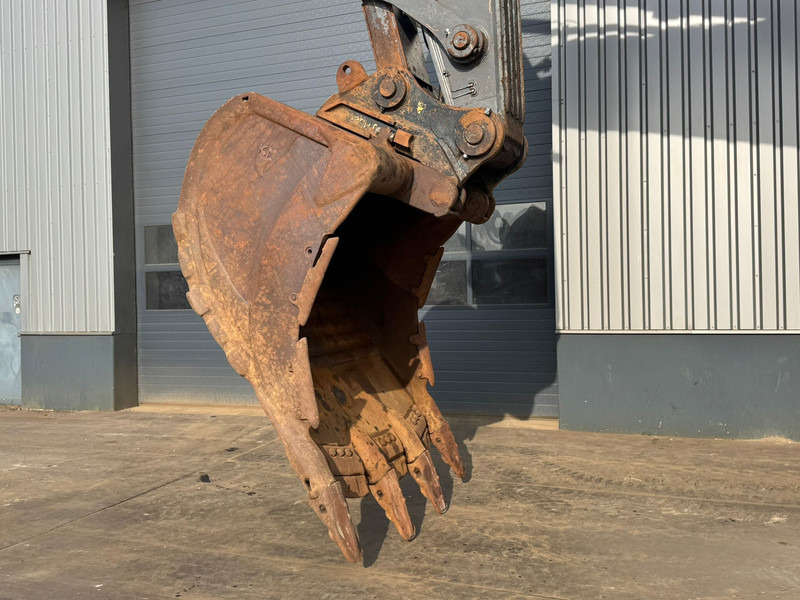 Гусеничный экскаватор Volvo EC750EL: фото 8