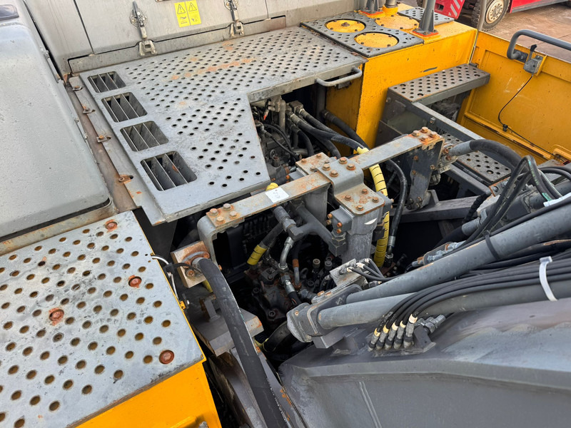 Гусеничный экскаватор Volvo EC750EL: фото 13