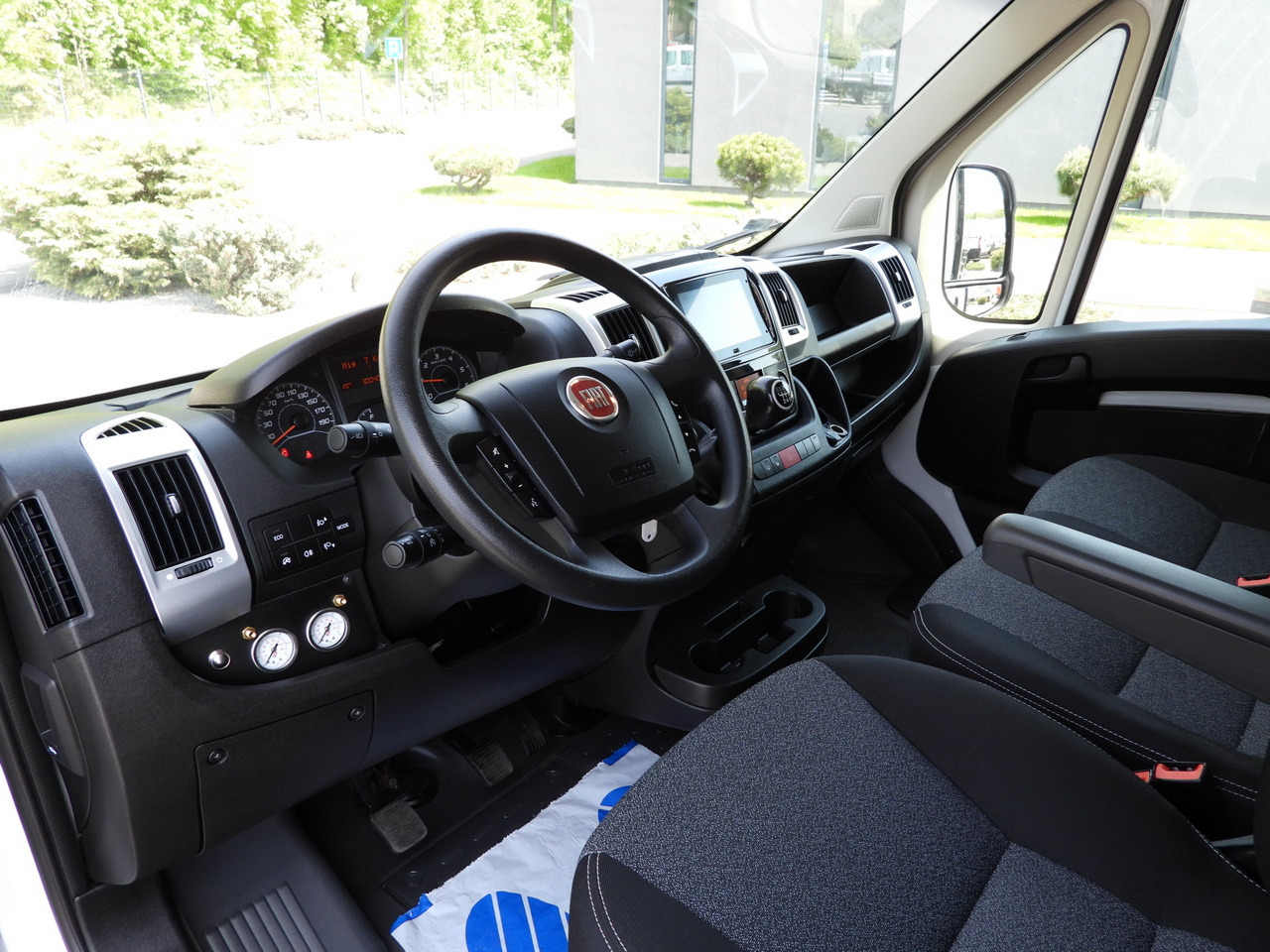 FIAT DUCATO TARPAULIN 10 PALLETS WEBASTO CRUISE CONTROL AIR CONDITIONING LED LIGHTS PNEUMATICS 160HP - Тентованный фургон: фото 2 FIAT DUCATO TARPAULIN 10 PALLETS WEBASTO CRUISE CONTROL AIR CONDITIONING LED LIGHTS PNEUMATICS 160HP - Тентованный фургон: фото 2