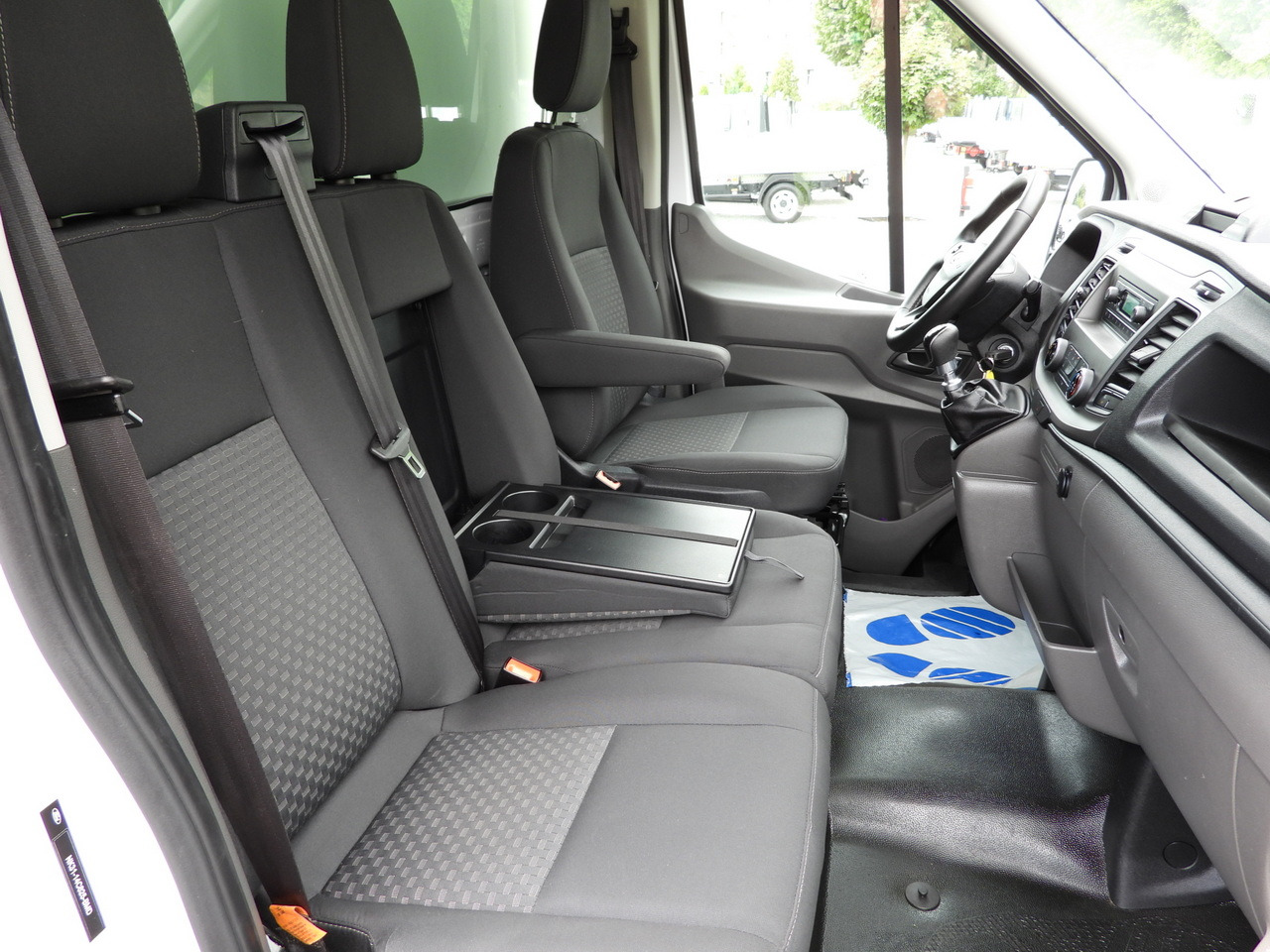 FORD TRANSIT BOX 8 PALLETS CRUISE CONTROL AIR CONDITIONING  130HP в лизинг FORD TRANSIT BOX 8 PALLETS CRUISE CONTROL AIR CONDITIONING  130HP: фото 41