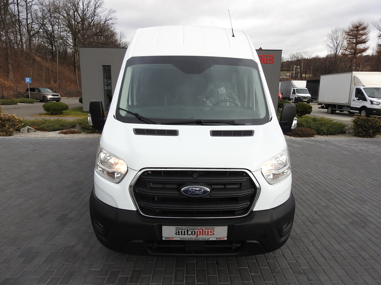 FORD TRANSIT BOX DELIVERY VAN 6 SEATS CRUISE CONTROL AIR CONDITIONING 185HP - Цельнометаллический фургон: фото 5 FORD TRANSIT BOX DELIVERY VAN 6 SEATS CRUISE CONTROL AIR CONDITIONING 185HP - Цельнометаллический фургон: фото 5