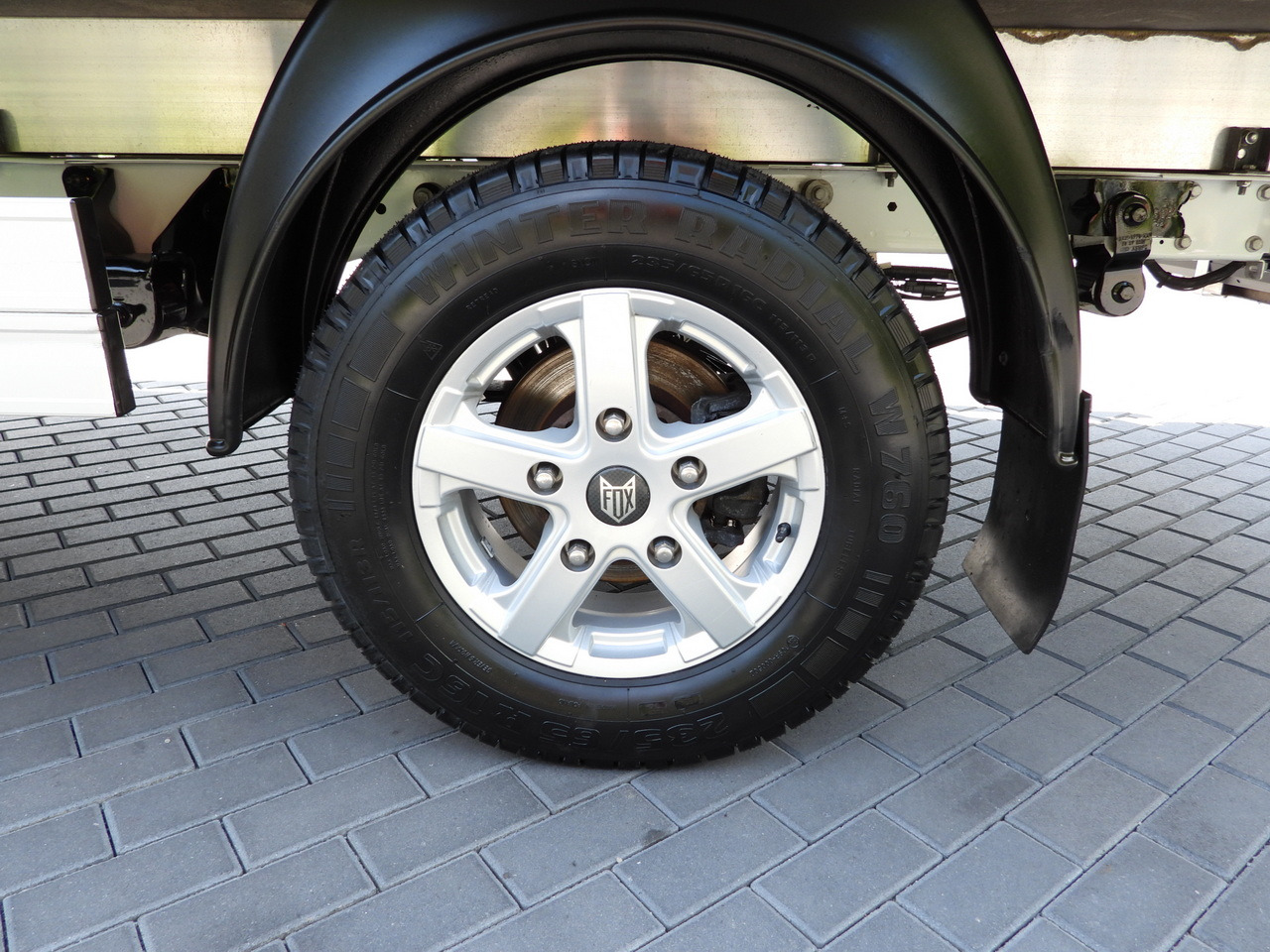 Фургон с закрытым кузовом FORD TRANSIT  BOX LIFT 8 PALLETS CRUISE CONTROL LED LIGHTS AIR CONDITIONING  130HP: фото 30