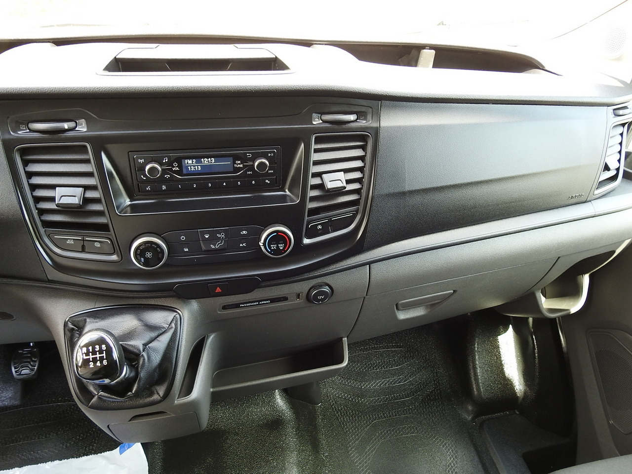 Фургон-рефрижератор FORD TRANSIT REGRIGERATOR BOX 0*C POWER SUPPLY 230V CRUISE CONTROL AIR CONDITIONING TWIN WHEELS  170HP: фото 38