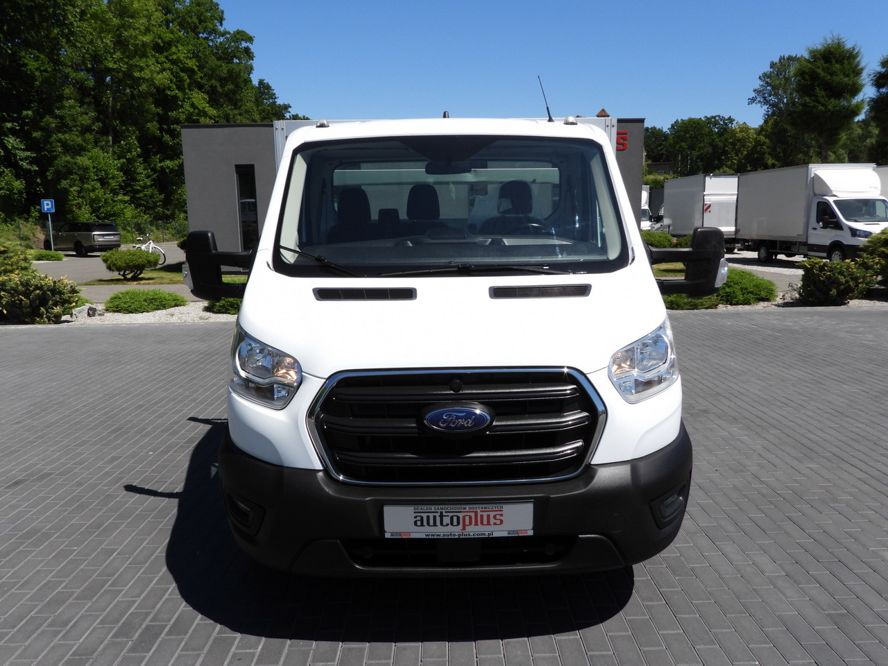 FORD TRANSIT STAKE BODY 10 PALLETS CRUISE CONTROL LED LIGHTS PNEUMATICS AIR CONDITIONING 160HP - Малотоннажный бортовой грузовик: фото 5 FORD TRANSIT STAKE BODY 10 PALLETS CRUISE CONTROL LED LIGHTS PNEUMATICS AIR CONDITIONING 160HP - Малотоннажный бортовой грузовик: фото 5