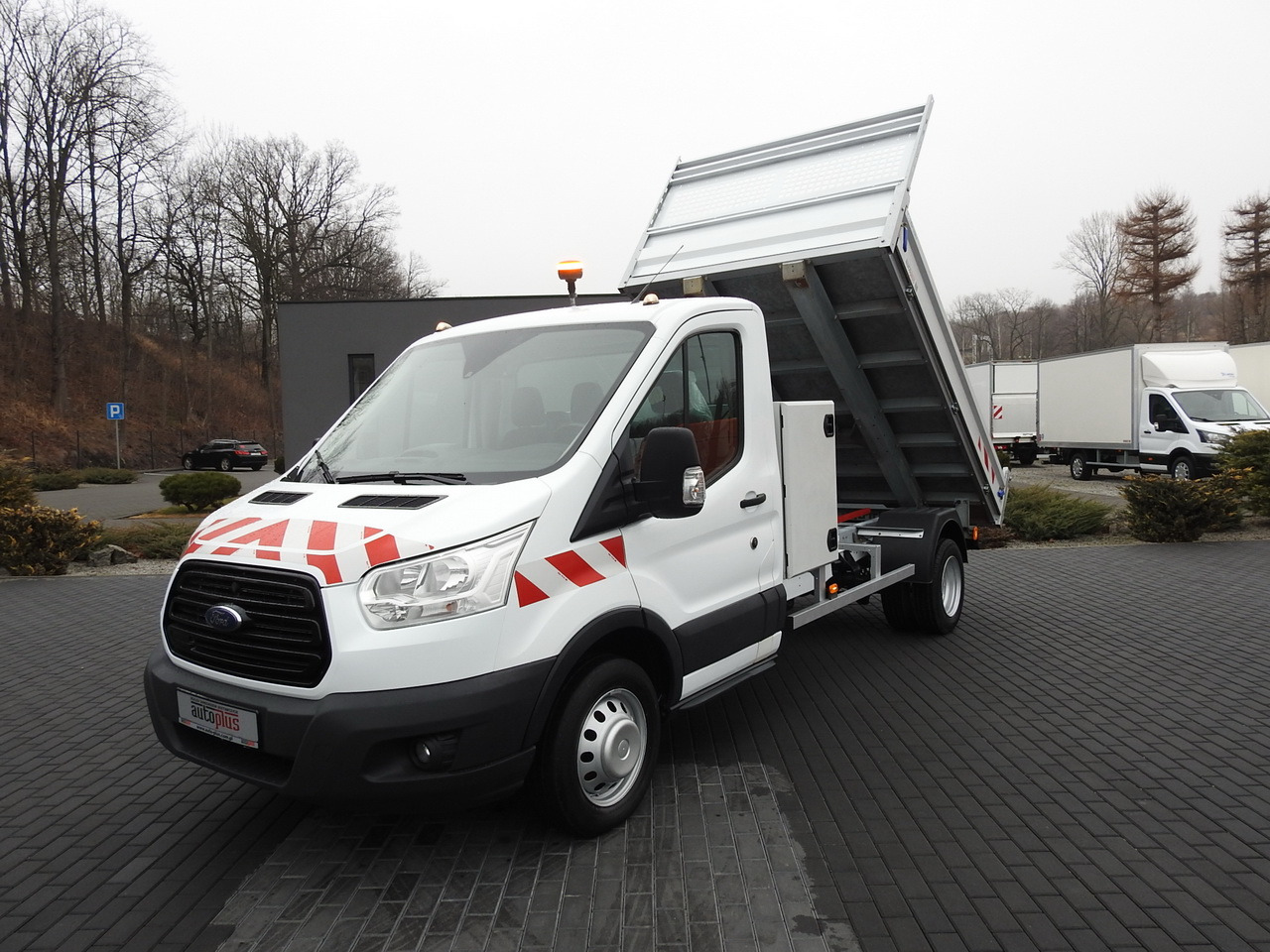 Малотоннажный самосвал FORD TRANSIT TIPPER CRUISE CONTROL AIR CONDITIONING TWIN WHEELS  170HP: фото 22