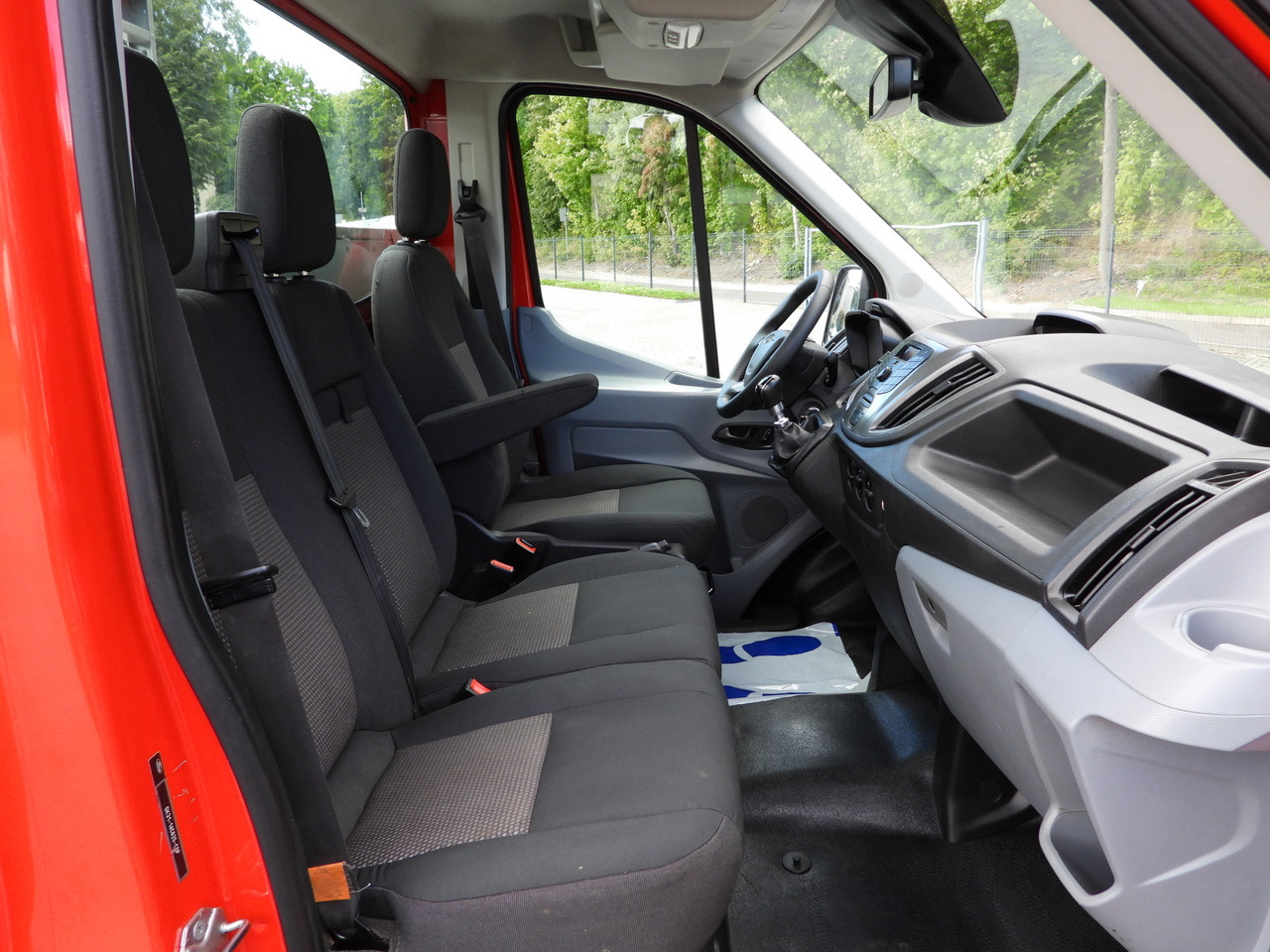 Малотоннажный самосвал FORD TRANSIT TIPPER CRUISE CONTROL LED LIGHTS TWIN WHEELS AIR CONDITIONING  170HP: фото 37