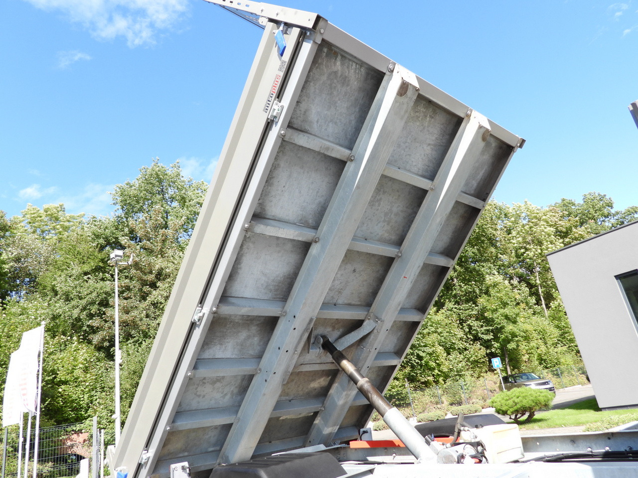 Малотоннажный самосвал FORD TRANSIT TIPPER CRUISE CONTROL LED LIGHTS TWIN WHEELS AIR CONDITIONING  170HP: фото 17