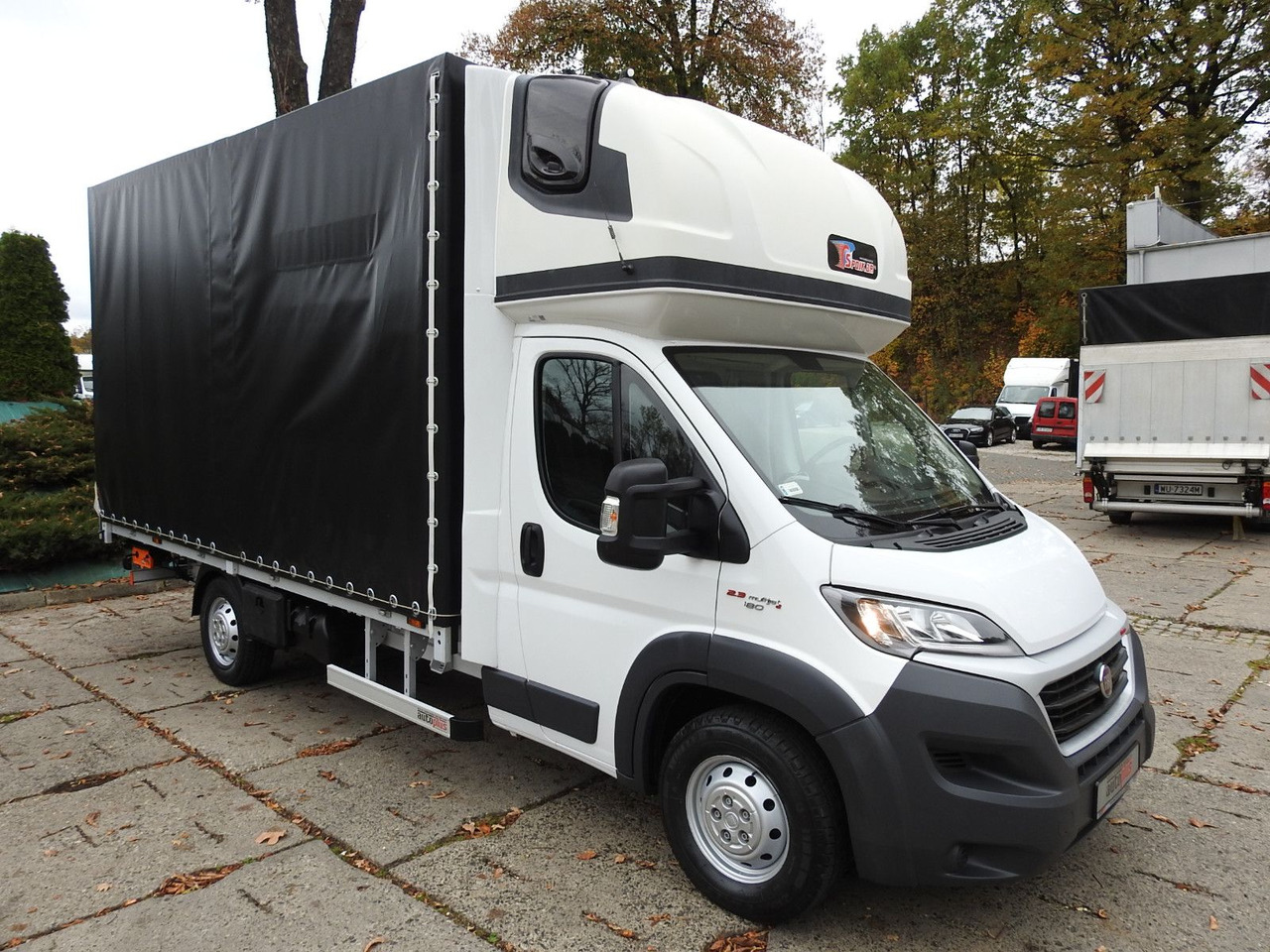 Fiat DUCATO PRITSCHE PLANE AUFZUG 8 PALETTEN WEBASTO - Тентованный фургон: фото 4 Fiat DUCATO PRITSCHE PLANE AUFZUG 8 PALETTEN WEBASTO - Тентованный фургон: фото 4