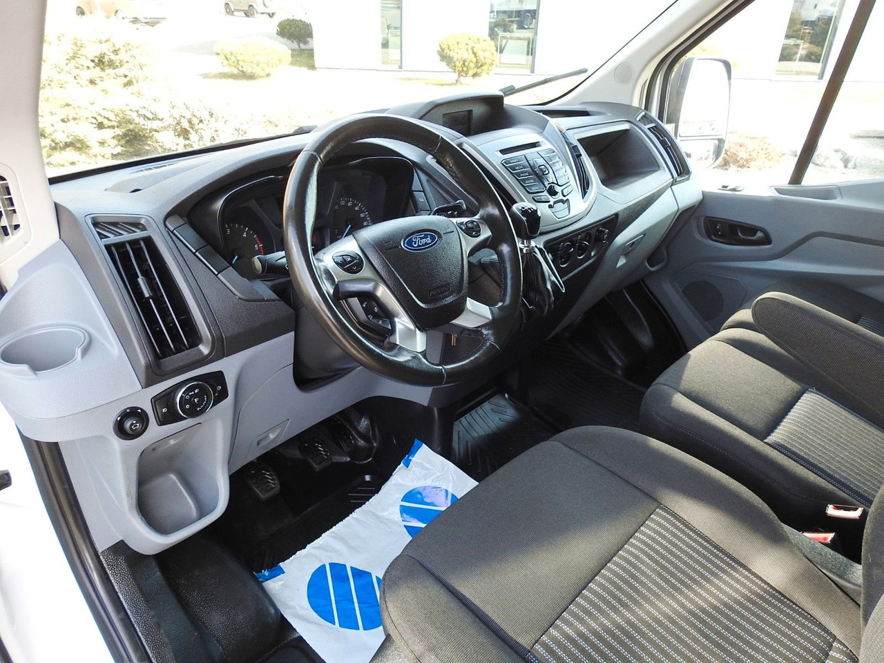 Ford TRANSIT KOFFER AUFZUG 8 PALETTEN TEMPOMAT LED - Фургон с закрытым кузовом: фото 2 Ford TRANSIT KOFFER AUFZUG 8 PALETTEN TEMPOMAT LED - Фургон с закрытым кузовом: фото 2