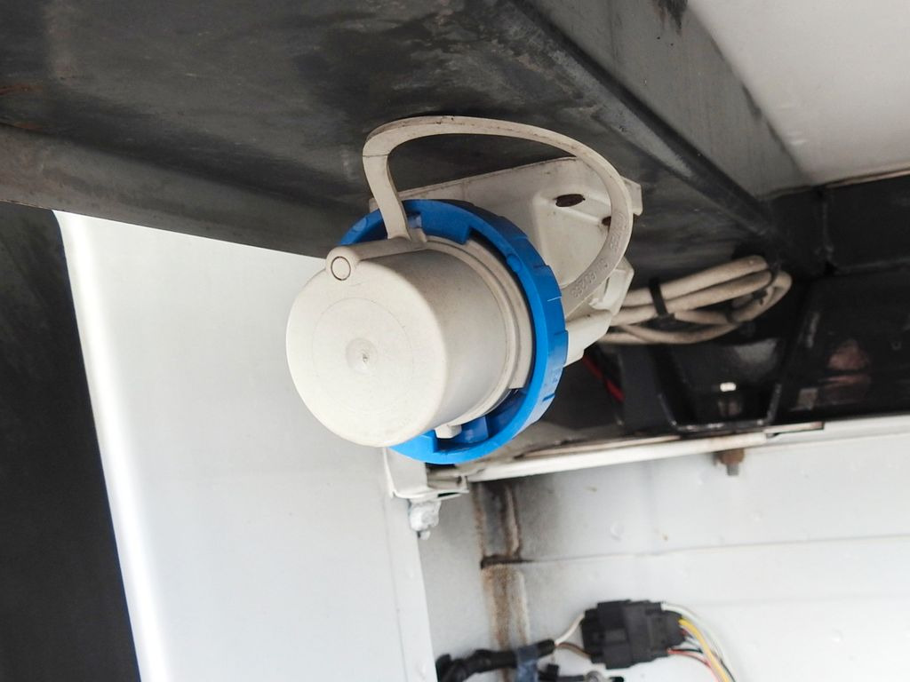 Фургон-рефрижератор Ford TRANSIT KÜHLKOFFER -10*C STROMVERSORGUNG 230V: фото 18