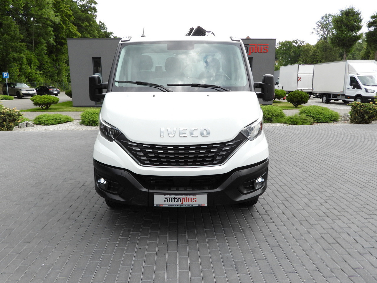 IVECO DAILY 35C18 THREE-WAY TIPPER 3 HDS SEATS CRUISE CONTROL LED LIGHTS AUTOMATIC TRANSMISSION HI-MATIC TWIN WHEELS AIR CONDITIONING 180HP - Малотоннажный самосвал: фото 5 IVECO DAILY 35C18 THREE-WAY TIPPER 3 HDS SEATS CRUISE CONTROL LED LIGHTS AUTOMATIC TRANSMISSION HI-MATIC TWIN WHEELS AIR CONDITIONING 180HP - Малотоннажный самосвал: фото 5