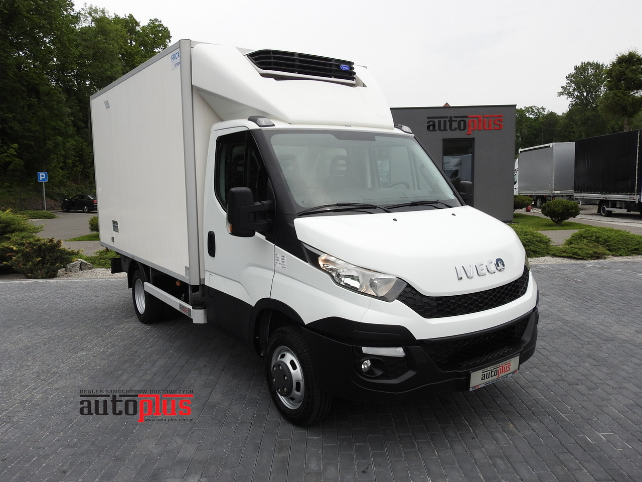 IVECO DAILY 35S15 REGRIGERATOR BOX -12*C 8 PALLETS CRUISE CONTROL TWIN WHEELS AIR CONDITIONING 150HP - Фургон-рефрижератор: фото 1 IVECO DAILY 35S15 REGRIGERATOR BOX -12*C 8 PALLETS CRUISE CONTROL TWIN WHEELS AIR CONDITIONING 150HP - Фургон-рефрижератор: фото 1