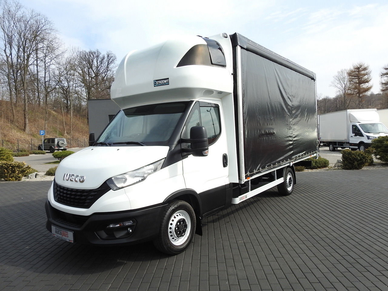 Тентованный фургон IVECO DAILY  35S18 TARPAULIN 10 PALLETS WEBASTO CRUISE CONTROL AIR CONDITIONING  180HP: фото 19