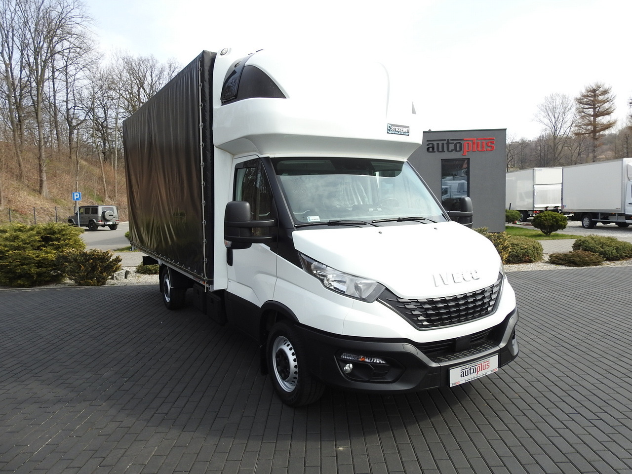 IVECO DAILY 35S18 TARPAULIN 10 PALLETS WEBASTO CRUISE CONTROL AIR CONDITIONING 180HP - Тентованный фургон: фото 1 IVECO DAILY 35S18 TARPAULIN 10 PALLETS WEBASTO CRUISE CONTROL AIR CONDITIONING 180HP - Тентованный фургон: фото 1