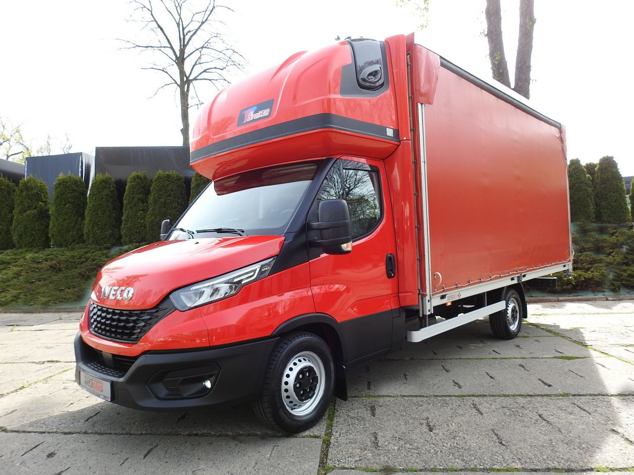 Тентованный фургон IVECO DAILY 35S18 TARPAULIN 10 PALLETS WEBASTO CRUISE CONTROL LED LIGHTS AIR CONDITIONING  180HP: фото 24