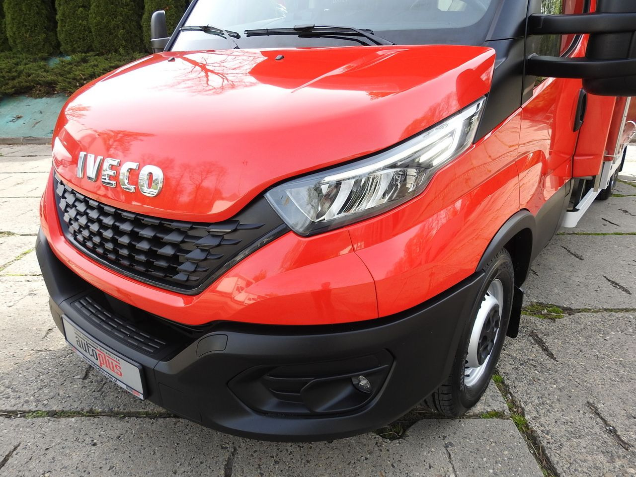 Тентованный фургон IVECO DAILY 35S18 TARPAULIN 10 PALLETS WEBASTO CRUISE CONTROL LED LIGHTS AIR CONDITIONING  180HP: фото 18