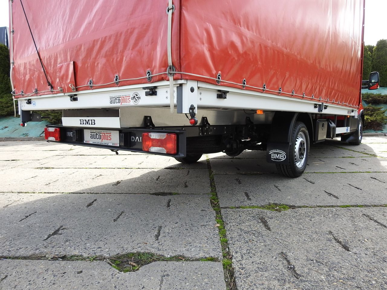 Тентованный фургон IVECO DAILY 35S18 TARPAULIN 10 PALLETS WEBASTO CRUISE CONTROL LED LIGHTS AIR CONDITIONING  180HP: фото 27