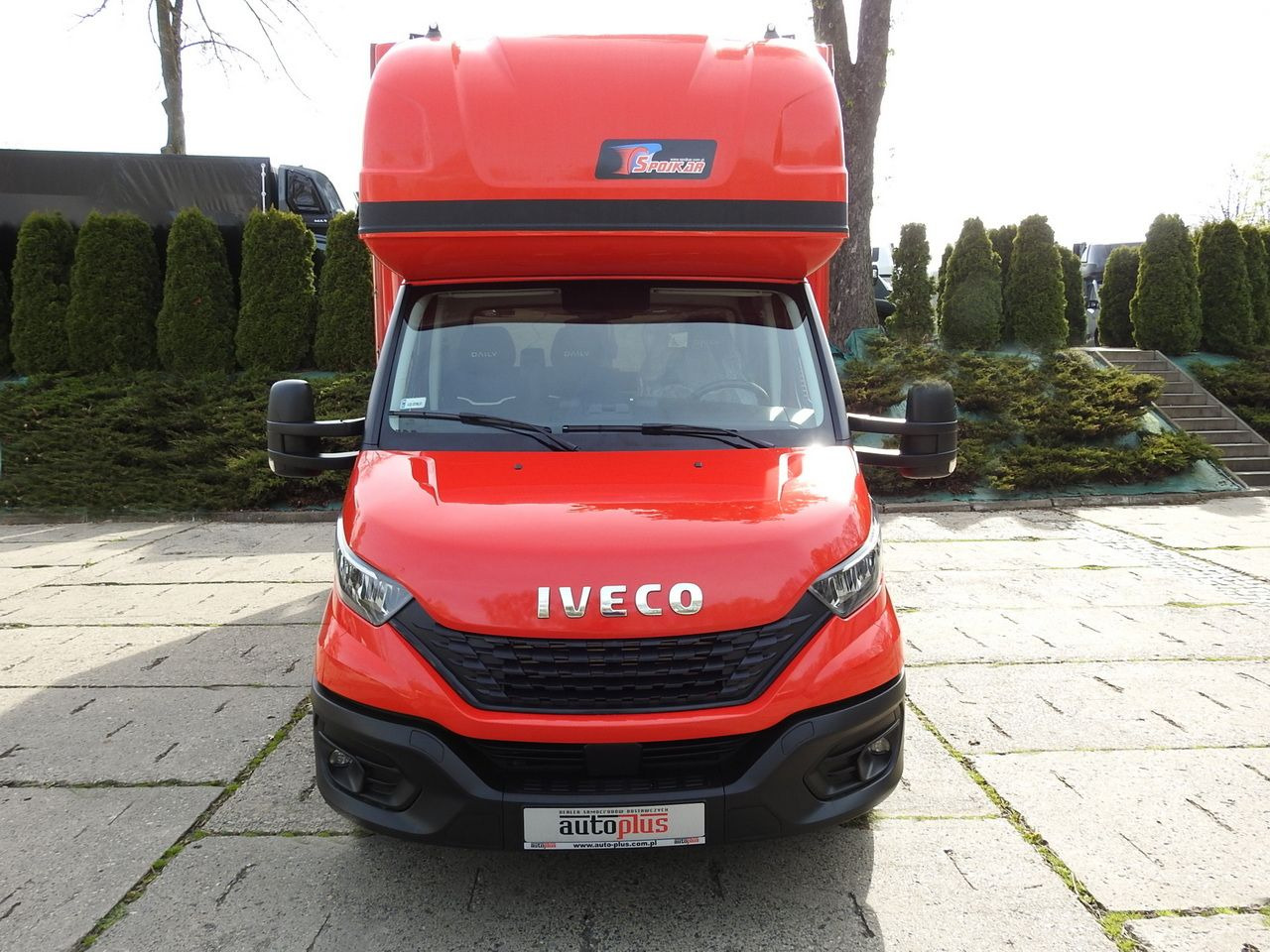 Тентованный фургон IVECO DAILY 35S18 TARPAULIN 10 PALLETS WEBASTO CRUISE CONTROL LED LIGHTS AIR CONDITIONING  180HP: фото 5
