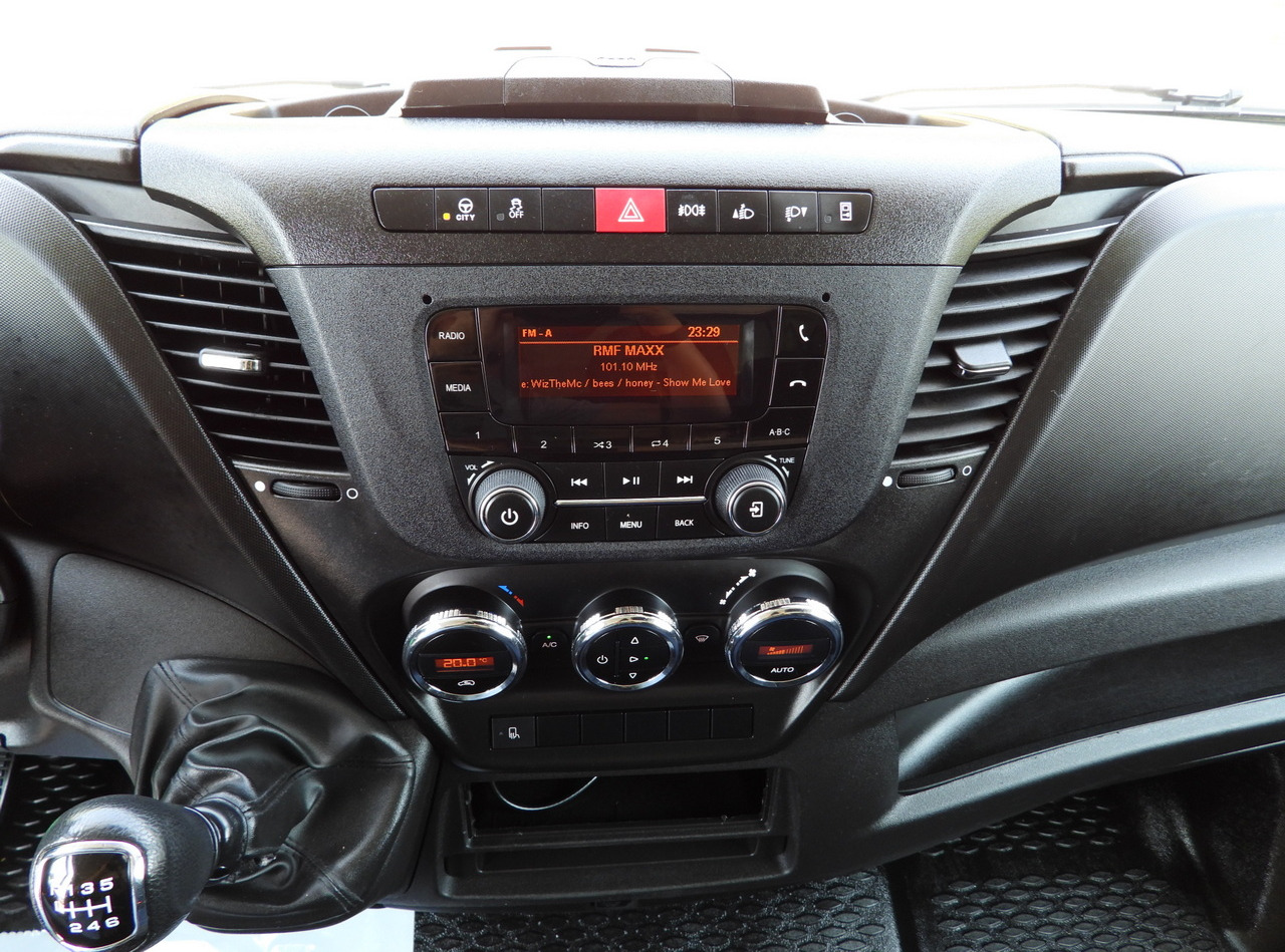 IVECO DAILY 35S18 TARPAULIN 10 PALLETS WEBASTO CRUISE CONTROL LED LIGHTS PNEUMATICS AIR CONDITIONING 180HP в лизинг IVECO DAILY 35S18 TARPAULIN 10 PALLETS WEBASTO CRUISE CONTROL LED LIGHTS PNEUMATICS AIR CONDITIONING 180HP: фото 42 IVECO DAILY 35S18 TARPAULIN 10 PALLETS WEBASTO CRUISE CONTROL LED LIGHTS PNEUMATICS AIR CONDITIONING 180HP в лизинг IVECO DAILY 35S18 TARPAULIN 10 PALLETS WEBASTO CRUISE CONTROL LED LIGHTS PNEUMATICS AIR CONDITIONING 180HP: фото 42