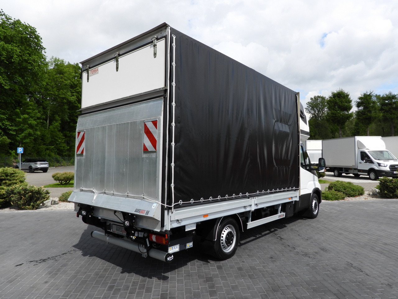 IVECO DAILY 35S18 TARPAULIN LIFT 8 PALLETS WEBASTO CRUISE CONTROL AIR CONDITIONING 180HP - Тентованный фургон: фото 3 IVECO DAILY 35S18 TARPAULIN LIFT 8 PALLETS WEBASTO CRUISE CONTROL AIR CONDITIONING 180HP - Тентованный фургон: фото 3