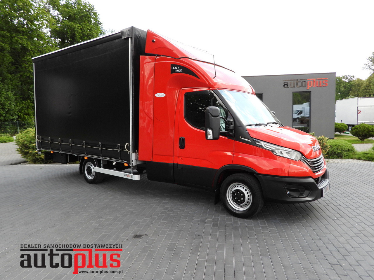 IVECO DAILY 35S21 TARPAULIN 10 PALLETS WEBASTO CRUISE CONTROL NAVIGATION LED LIGHTS PNEUMATICS AUTOMATIC TRANSMISSION HI-MATIC AIR CONDITIONING 210HP - Тентованный фургон: фото 1 IVECO DAILY 35S21 TARPAULIN 10 PALLETS WEBASTO CRUISE CONTROL NAVIGATION LED LIGHTS PNEUMATICS AUTOMATIC TRANSMISSION HI-MATIC AIR CONDITIONING 210HP - Тентованный фургон: фото 1