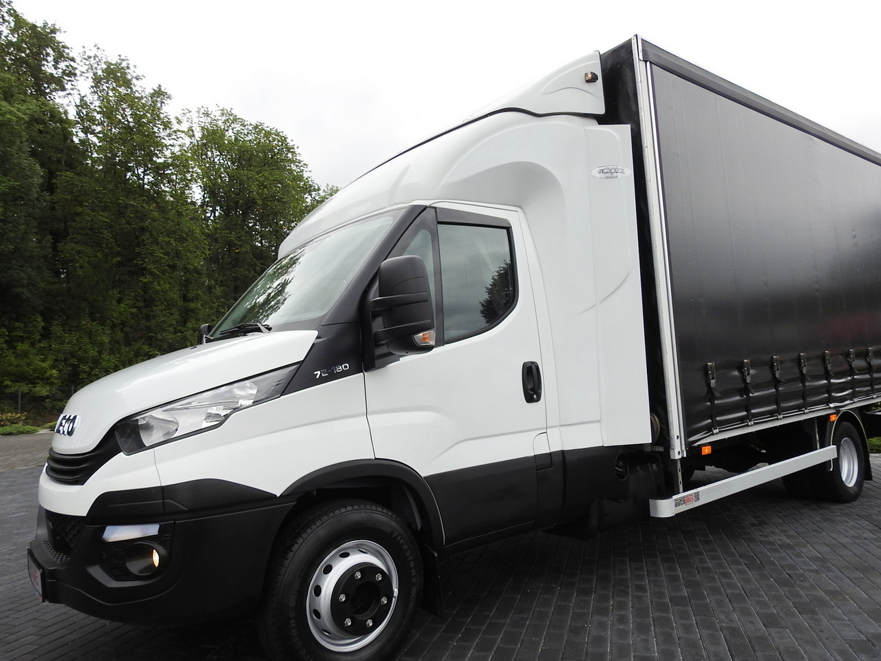 Тентованный фургон IVECO DAILY 70C18 TARPAULIN LIFT 12 PALLETS WEBASTO CRUISE CONTROL TWIN WHEELS AIR CONDITIONING  180HP: фото 21