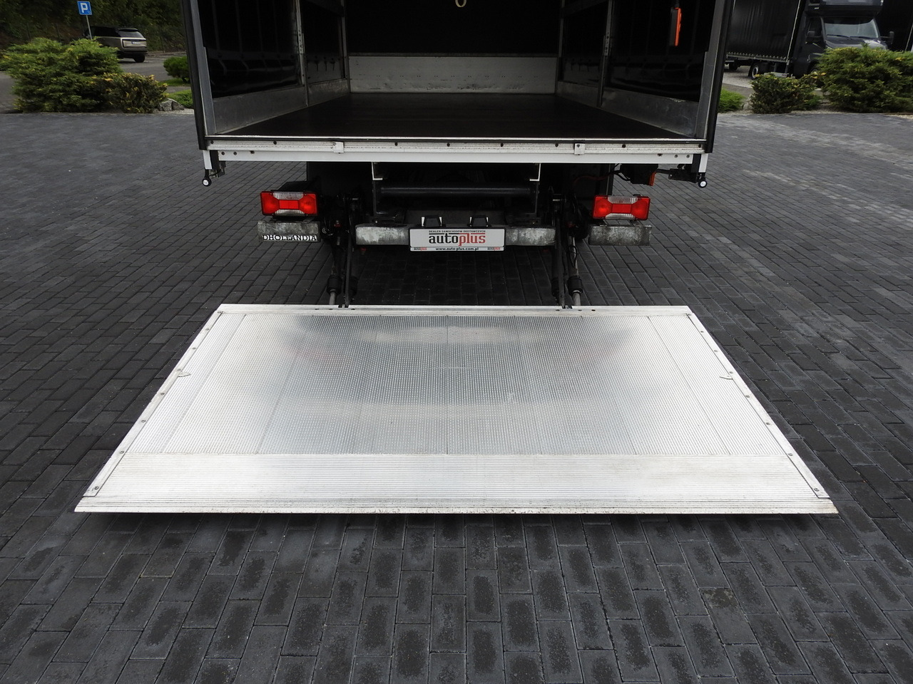 Тентованный фургон IVECO DAILY 70C18 TARPAULIN LIFT 12 PALLETS WEBASTO CRUISE CONTROL TWIN WHEELS AIR CONDITIONING  180HP: фото 14