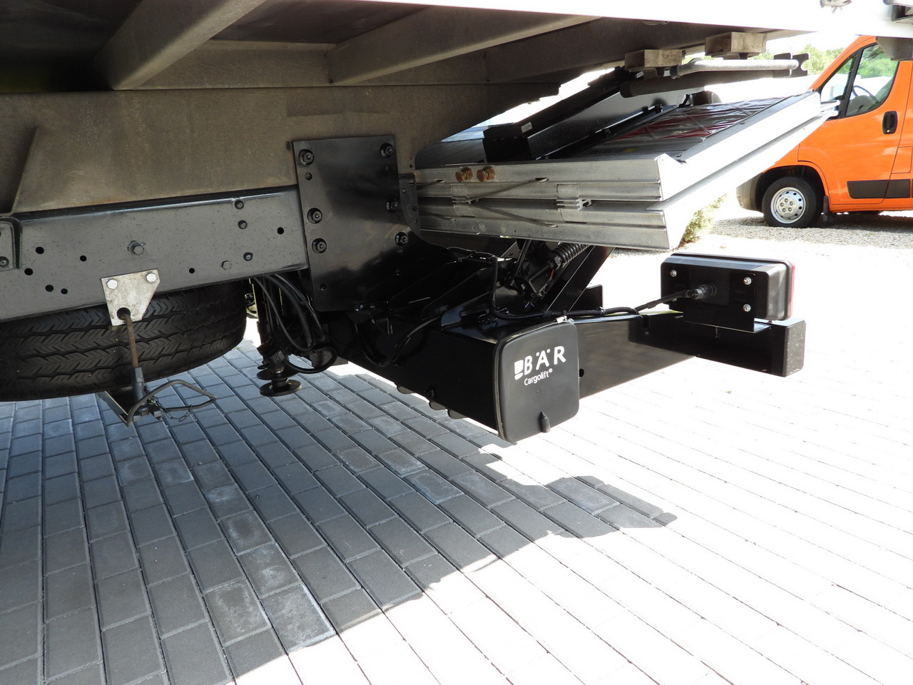 Тентованный фургон IVECO DAILY 70C18 TARPAULIN LIFT 14 PALLETS WEBASTO CRUISE CONTROL LED LIGHTS TWIN WHEELS AIR CONDITIONING  180HP: фото 26