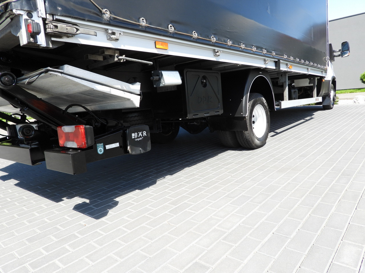 Тентованный фургон IVECO DAILY 70C18 TARPAULIN LIFT 14 PALLETS WEBASTO CRUISE CONTROL LED LIGHTS TWIN WHEELS AIR CONDITIONING  180HP: фото 18