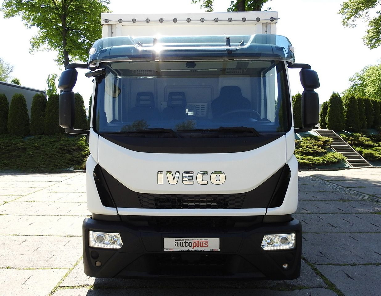 IVECO EUROCARGO 120 - 220 TARPAULIN LIFT 20 PALLETS LED LIGHTS AUTOMATIC TRANSMISSION HI-MATIC TWIN WHEELS AIR CONDITIONING 220HP - Тентованный фургон: фото 5 IVECO EUROCARGO 120 - 220 TARPAULIN LIFT 20 PALLETS LED LIGHTS AUTOMATIC TRANSMISSION HI-MATIC TWIN WHEELS AIR CONDITIONING 220HP - Тентованный фургон: фото 5