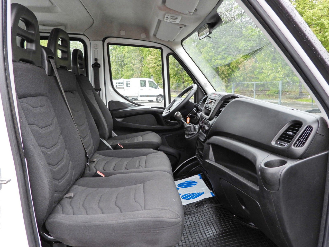 Малотоннажный самосвал, Грузопассажирский фургон Iveco DAILY 35C13 KIPPER DOPPELKABINE DOKA 7 SITZE A/C: фото 26