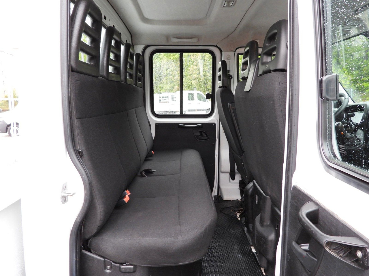 Малотоннажный самосвал, Грузопассажирский фургон Iveco DAILY 35C13 KIPPER DOPPELKABINE DOKA 7 SITZE A/C: фото 30