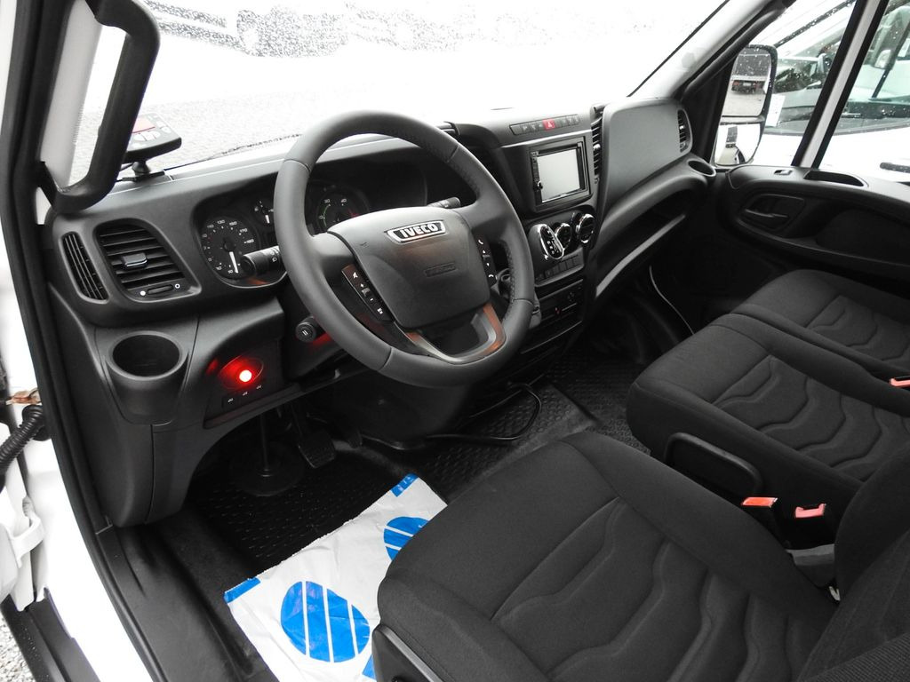 Iveco DAILY 70C17 KÜHLKOFFER 0*C AUFZUG 9 PALETTEN - Фургон-рефрижератор: фото 2 Iveco DAILY 70C17 KÜHLKOFFER 0*C AUFZUG 9 PALETTEN - Фургон-рефрижератор: фото 2