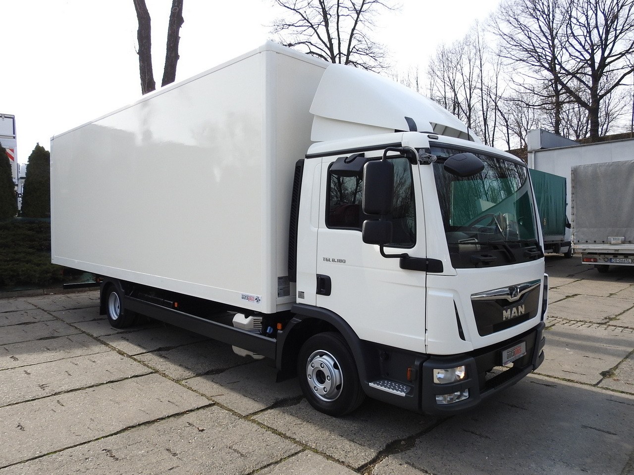 MAN TGL 8.18 BOX 16 PALLETS CRUISE CONTROL TWIN WHEELS 180HP - Фургон с закрытым кузовом: фото 4 MAN TGL 8.18 BOX 16 PALLETS CRUISE CONTROL TWIN WHEELS 180HP - Фургон с закрытым кузовом: фото 4