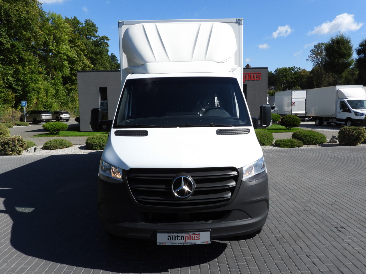 MERCEDES SPRINTER 315 BOX LIFT 8 PALLETS AIR CONDITIONING 150HP - Фургон с закрытым кузовом: фото 5 MERCEDES SPRINTER 315 BOX LIFT 8 PALLETS AIR CONDITIONING 150HP - Фургон с закрытым кузовом: фото 5