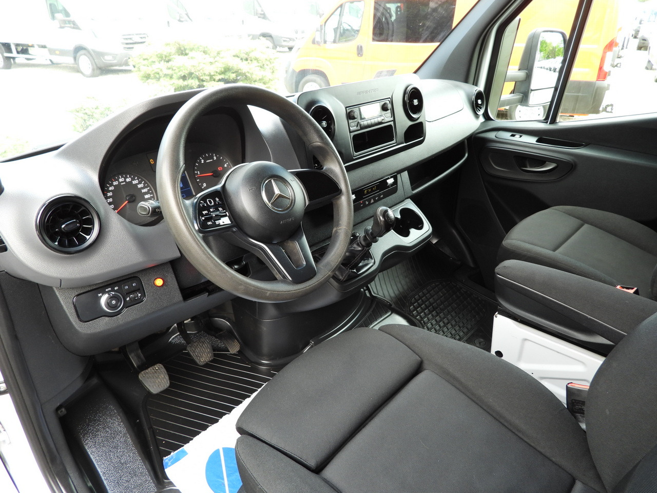 MERCEDES SPRINTER 316 TARPAULIN LIFT 10 PALLETS WEBASTO CRUISE CONTROL PNEUMATICS AIR CONDITIONING 160HP - Тентованный фургон: фото 2 MERCEDES SPRINTER 316 TARPAULIN LIFT 10 PALLETS WEBASTO CRUISE CONTROL PNEUMATICS AIR CONDITIONING 160HP - Тентованный фургон: фото 2