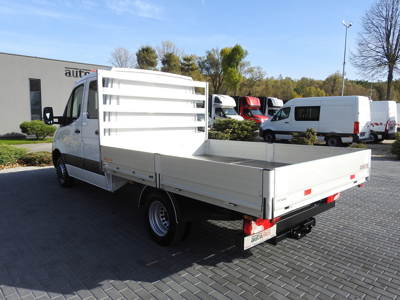 Малотоннажный бортовой грузовик MERCEDES SPRINTER 516 STAKE BODY DOUBLE CABIN DOKA 6 SEATS CRUISE CONTROL AIR CONDITIONING TWIN WHEELS  160HP: фото 9