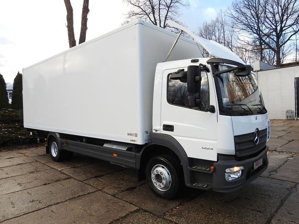 Mercedes-Benz ATEGO 12.24 KOFFER 18 PALETTEN AUFZUG - Грузовик с закрытым кузовом: фото 4 Mercedes-Benz ATEGO 12.24 KOFFER 18 PALETTEN AUFZUG - Грузовик с закрытым кузовом: фото 4