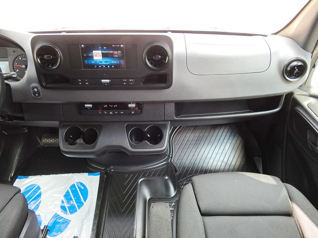 Цельнометаллический фургон, Грузопассажирский фургон Mercedes-Benz SPRINTER KASTENWAGEN DOPPELKABINE 5 SITZE A/C: фото 21