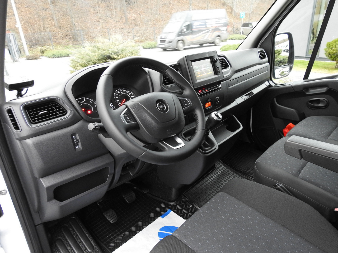 OPEL MOVANO REFRIGERATOR VAN 0*C CRUISE CONTROL NAVIGATION AIR CONDITIONING LED LIGHTS 150HP - Фургон-рефрижератор: фото 2 OPEL MOVANO REFRIGERATOR VAN 0*C CRUISE CONTROL NAVIGATION AIR CONDITIONING LED LIGHTS 150HP - Фургон-рефрижератор: фото 2