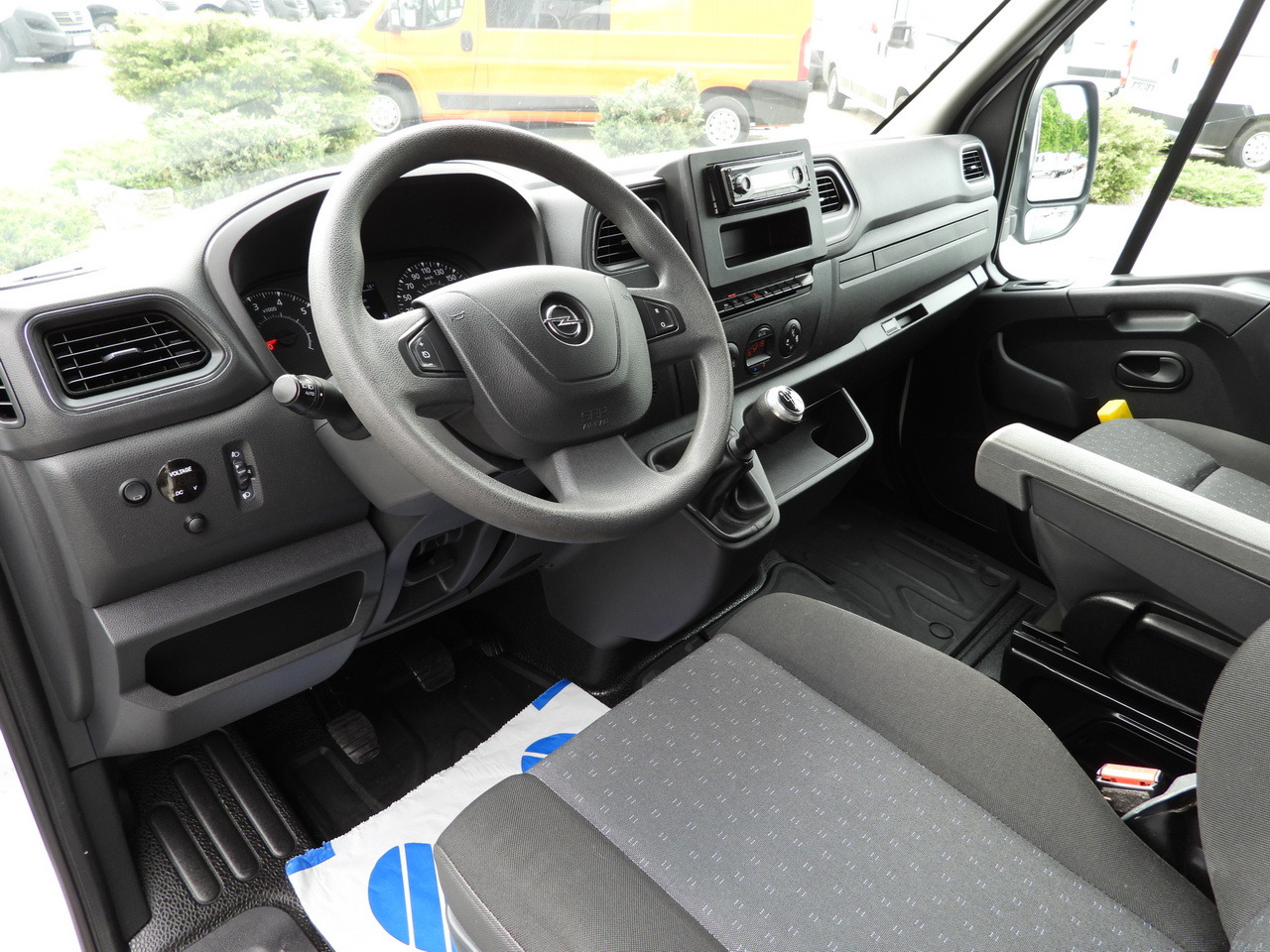 OPEL MOVANO TARPAULIN 10 PALLETS WEBASTO CRUISE CONTROL AIR CONDITIONING LED LIGHTS PNEUMATICS 165HP - Тентованный фургон: фото 2 OPEL MOVANO TARPAULIN 10 PALLETS WEBASTO CRUISE CONTROL AIR CONDITIONING LED LIGHTS PNEUMATICS 165HP - Тентованный фургон: фото 2